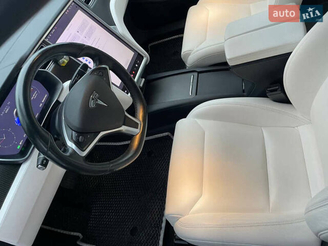 Синій Тесла Модель С, об'ємом двигуна 0 л та пробігом 115 тис. км за 22700 $, фото 11 на Automoto.ua