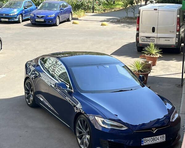 Синий Тесла Модель С, объемом двигателя 0 л и пробегом 268 тыс. км за 17500 $, фото 4 на Automoto.ua