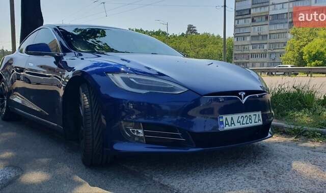 Синий Тесла Модель С, объемом двигателя 0 л и пробегом 135 тыс. км за 16500 $, фото 20 на Automoto.ua