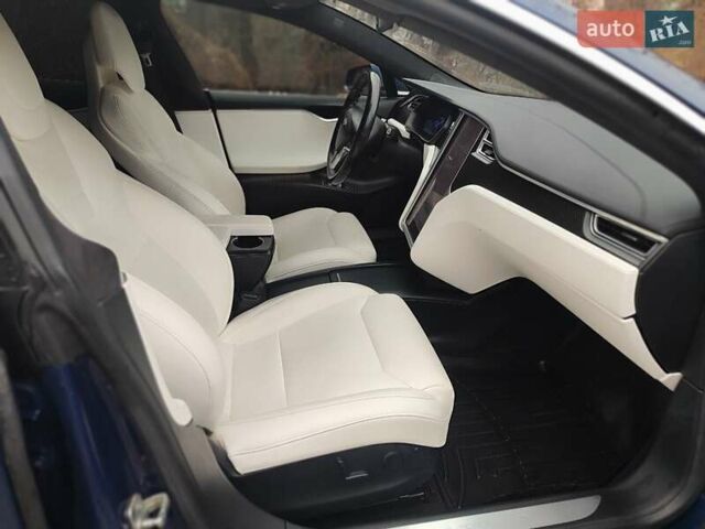 Синий Тесла Модель С, объемом двигателя 0 л и пробегом 122 тыс. км за 17750 $, фото 4 на Automoto.ua