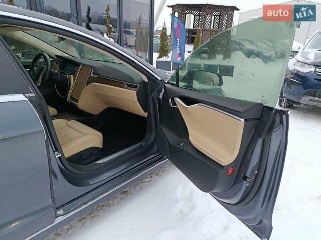 Синій Тесла Модель С, об'ємом двигуна 0 л та пробігом 206 тис. км за 12900 $, фото 11 на Automoto.ua