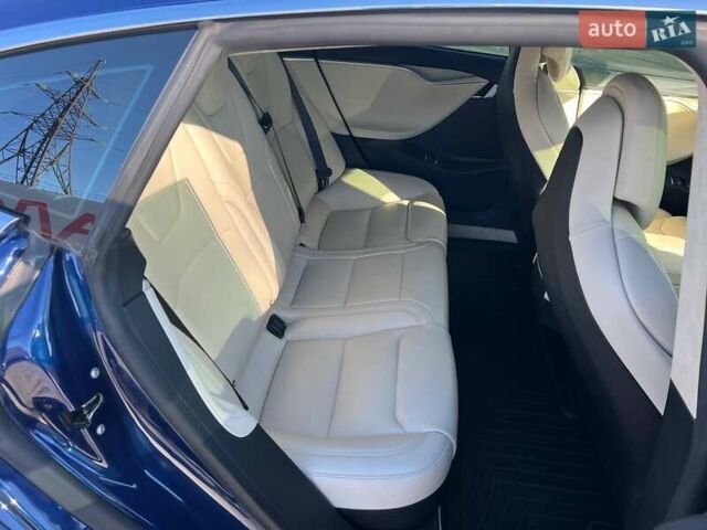 Синій Тесла Модель С, об'ємом двигуна 0 л та пробігом 65 тис. км за 28000 $, фото 9 на Automoto.ua