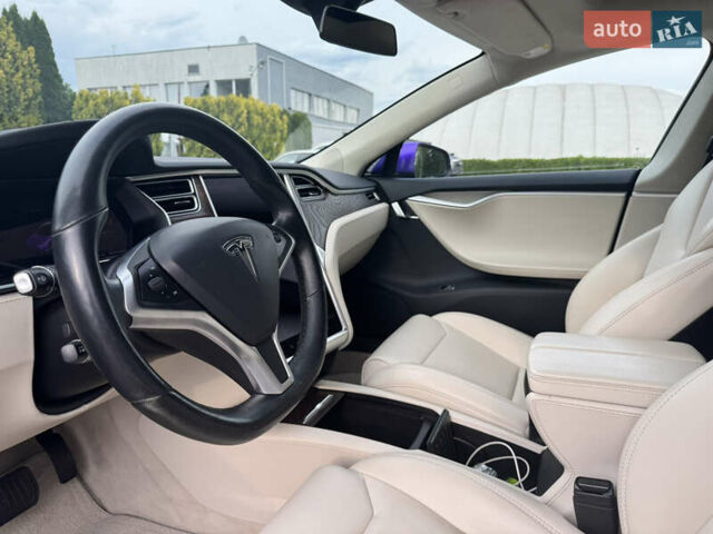 Синій Тесла Модель С, об'ємом двигуна 0 л та пробігом 117 тис. км за 24500 $, фото 16 на Automoto.ua