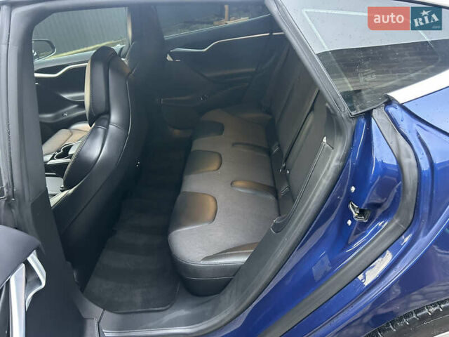 Синій Тесла Модель С, об'ємом двигуна 0 л та пробігом 132 тис. км за 16700 $, фото 18 на Automoto.ua