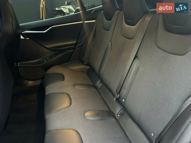 Синій Тесла Модель С, об'ємом двигуна 0 л та пробігом 132 тис. км за 16700 $, фото 19 на Automoto.ua