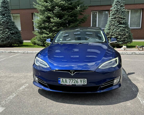 Синий Тесла Модель С, объемом двигателя 0 л и пробегом 200 тыс. км за 20500 $, фото 1 на Automoto.ua