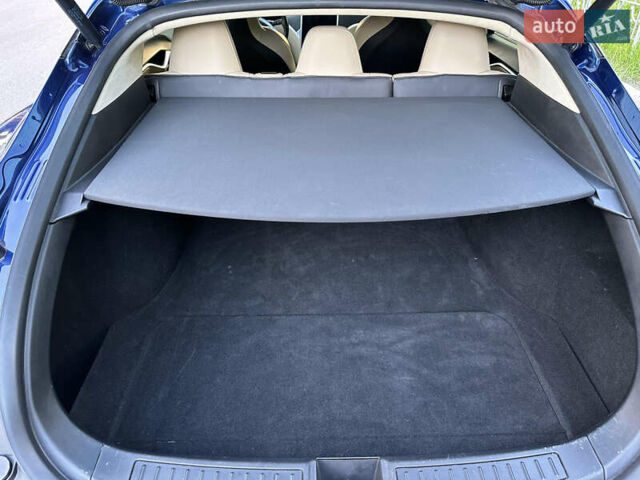 Синий Тесла Модель С, объемом двигателя 0 л и пробегом 147 тыс. км за 23333 $, фото 12 на Automoto.ua