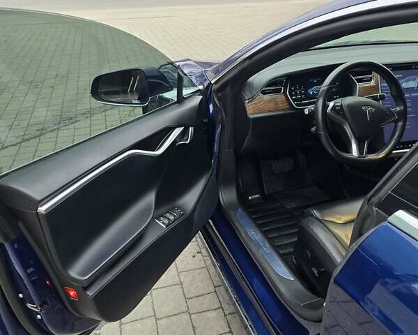 Синий Тесла Модель С, объемом двигателя 0 л и пробегом 220 тыс. км за 16000 $, фото 14 на Automoto.ua