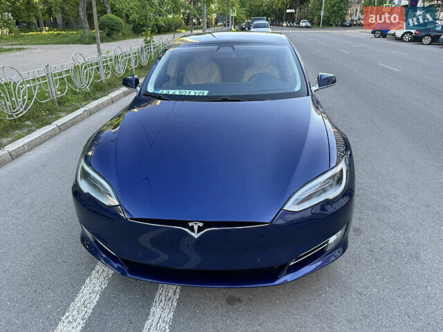 Синий Тесла Модель С, объемом двигателя 0 л и пробегом 147 тыс. км за 23333 $, фото 1 на Automoto.ua