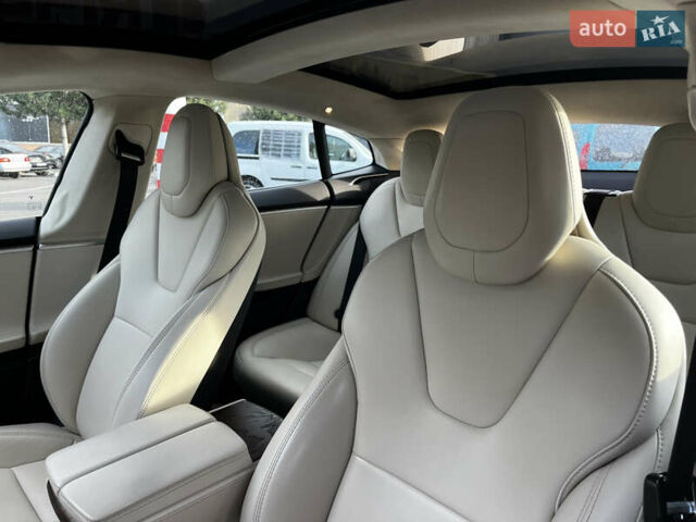 Синий Тесла Модель С, объемом двигателя 0 л и пробегом 124 тыс. км за 23900 $, фото 13 на Automoto.ua