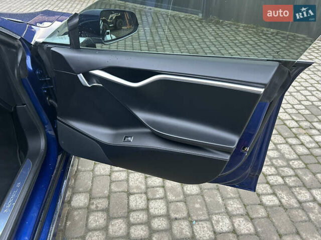 Синій Тесла Модель С, об'ємом двигуна 0 л та пробігом 132 тис. км за 16700 $, фото 24 на Automoto.ua