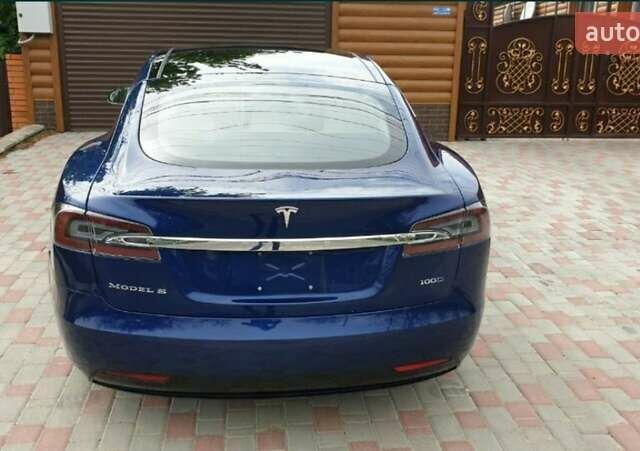 Синий Тесла Модель С, объемом двигателя 0 л и пробегом 9 тыс. км за 46999 $, фото 3 на Automoto.ua