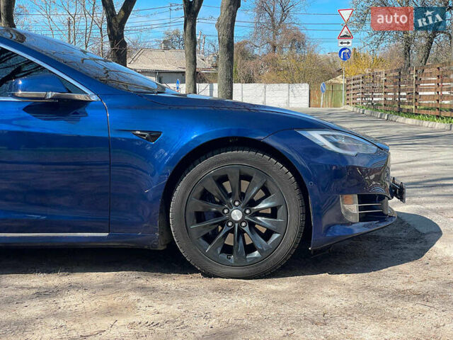 Синий Тесла Модель С, объемом двигателя 0 л и пробегом 105 тыс. км за 15990 $, фото 3 на Automoto.ua