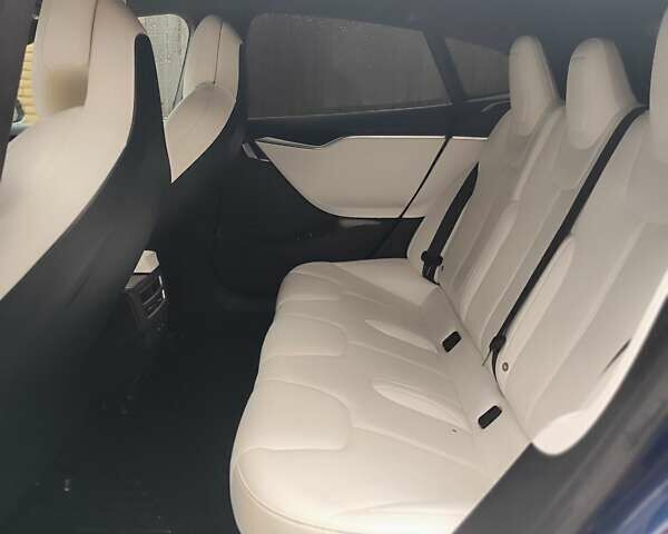 Синий Тесла Модель С, объемом двигателя 0 л и пробегом 122 тыс. км за 17750 $, фото 1 на Automoto.ua