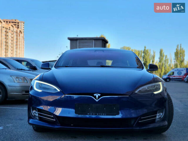 Синий Тесла Модель С, объемом двигателя 0 л и пробегом 159 тыс. км за 17900 $, фото 1 на Automoto.ua