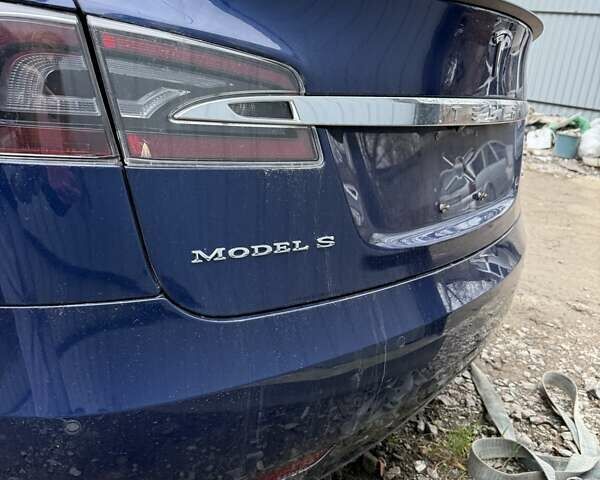 Синій Тесла Модель С, об'ємом двигуна 0 л та пробігом 158 тис. км за 10900 $, фото 3 на Automoto.ua