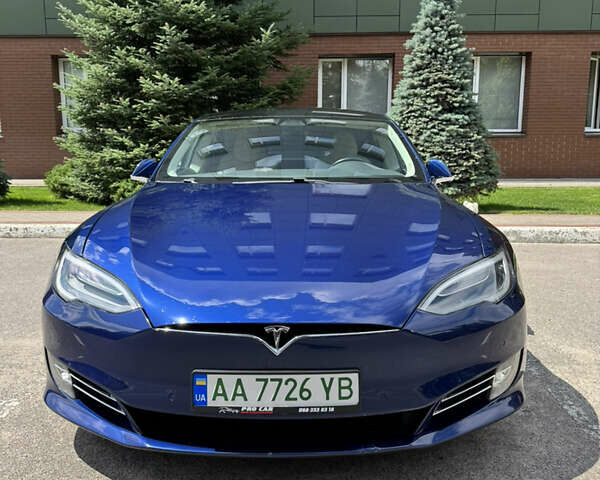 Синий Тесла Модель С, объемом двигателя 0 л и пробегом 200 тыс. км за 20500 $, фото 2 на Automoto.ua