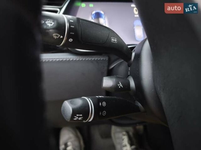 Синій Тесла Модель С, об'ємом двигуна 0 л та пробігом 135 тис. км за 20999 $, фото 44 на Automoto.ua