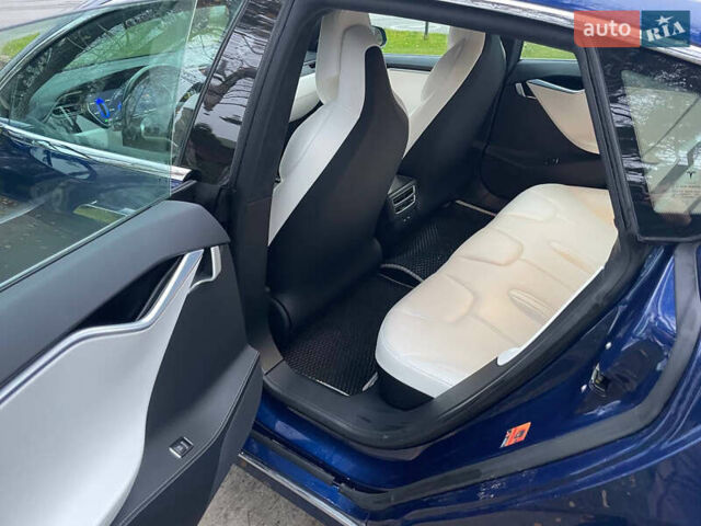 Синій Тесла Модель С, об'ємом двигуна 0 л та пробігом 115 тис. км за 22700 $, фото 13 на Automoto.ua