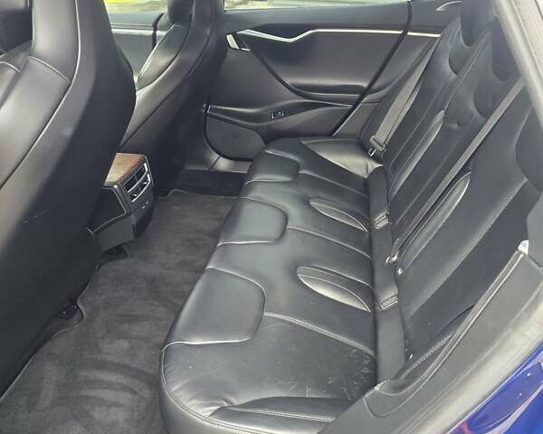 Синий Тесла Модель С, объемом двигателя 0 л и пробегом 217 тыс. км за 17999 $, фото 3 на Automoto.ua