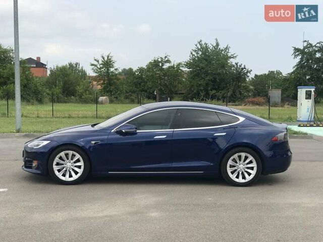 Синий Тесла Модель С, объемом двигателя 0 л и пробегом 253 тыс. км за 18500 $, фото 3 на Automoto.ua