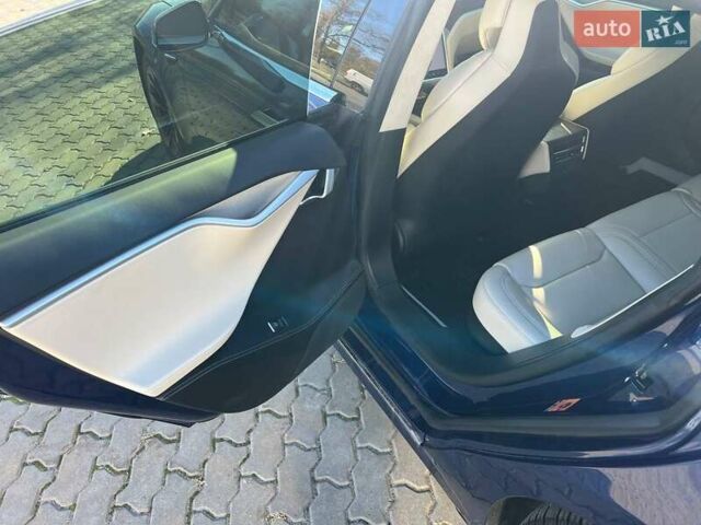 Синій Тесла Модель С, об'ємом двигуна 0 л та пробігом 65 тис. км за 28000 $, фото 11 на Automoto.ua