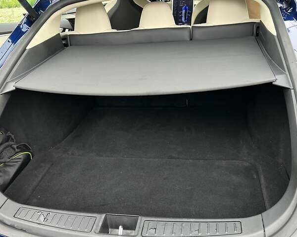 Синій Тесла Модель С, об'ємом двигуна 0 л та пробігом 49 тис. км за 42000 $, фото 37 на Automoto.ua