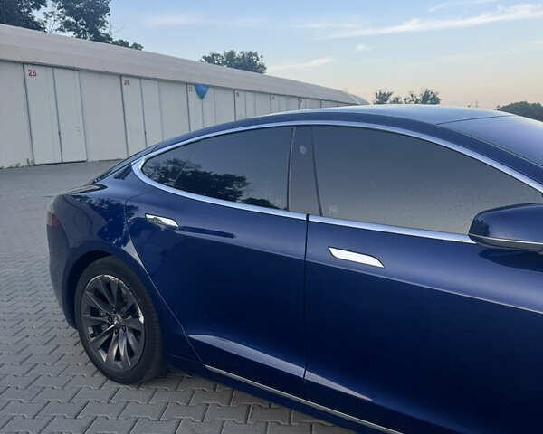 Синий Тесла Модель С, объемом двигателя 0 л и пробегом 102 тыс. км за 21500 $, фото 3 на Automoto.ua