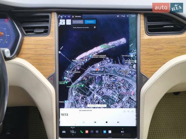 Синій Тесла Модель С, об'ємом двигуна 0 л та пробігом 126 тис. км за 18900 $, фото 24 на Automoto.ua