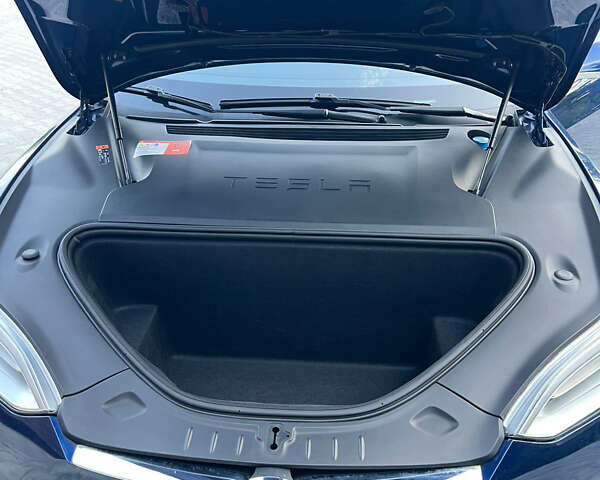 Синій Тесла Модель С, об'ємом двигуна 0 л та пробігом 206 тис. км за 24522 $, фото 5 на Automoto.ua