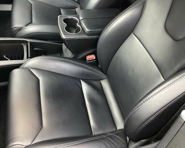 Синій Тесла Модель С, об'ємом двигуна 0 л та пробігом 139 тис. км за 32500 $, фото 10 на Automoto.ua