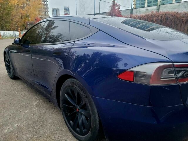 Синій Тесла Модель С, об'ємом двигуна 0 л та пробігом 110 тис. км за 19000 $, фото 2 на Automoto.ua