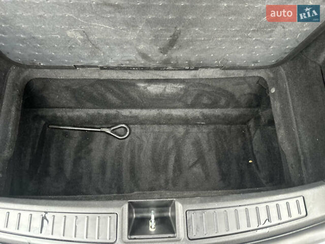 Синий Тесла Модель С, объемом двигателя 0 л и пробегом 75 тыс. км за 44900 $, фото 41 на Automoto.ua