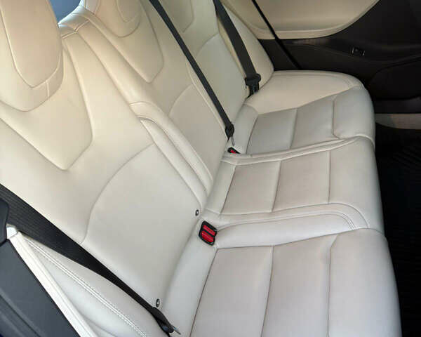 Синий Тесла Модель С, объемом двигателя 0 л и пробегом 110 тыс. км за 19300 $, фото 19 на Automoto.ua