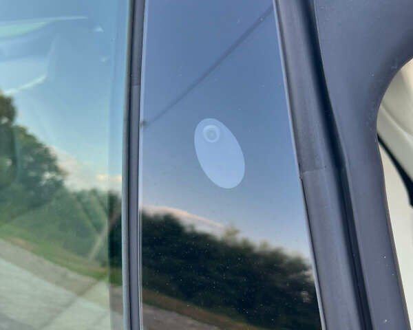 Синій Тесла Модель С, об'ємом двигуна 0 л та пробігом 206 тис. км за 24522 $, фото 19 на Automoto.ua