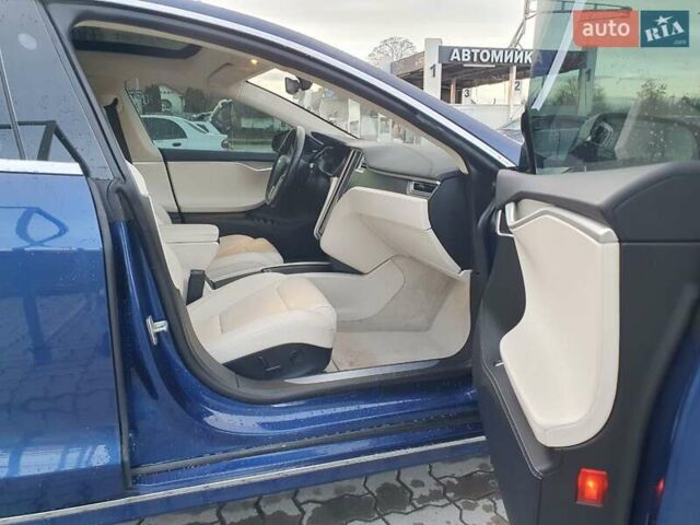 Синий Тесла Модель С, объемом двигателя 0 л и пробегом 130 тыс. км за 25000 $, фото 17 на Automoto.ua