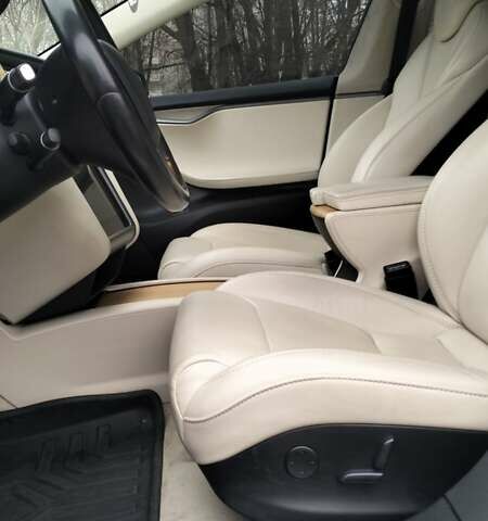 Синий Тесла Модель С, объемом двигателя 0 л и пробегом 183 тыс. км за 20900 $, фото 15 на Automoto.ua