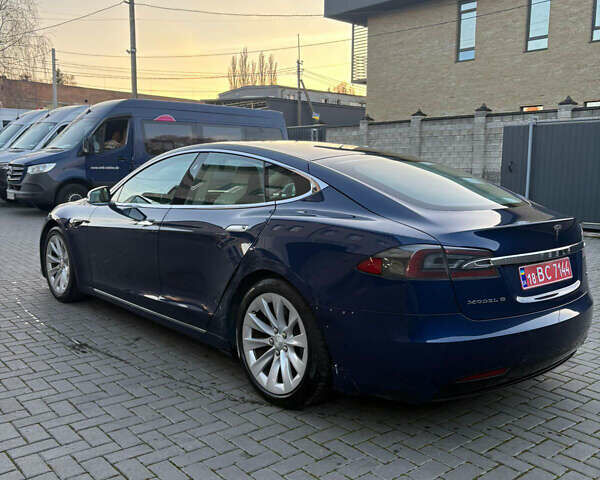 Синий Тесла Модель С, объемом двигателя 0 л и пробегом 110 тыс. км за 19300 $, фото 6 на Automoto.ua