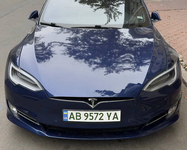 Синий Тесла Модель С, объемом двигателя 0 л и пробегом 131 тыс. км за 20300 $, фото 1 на Automoto.ua