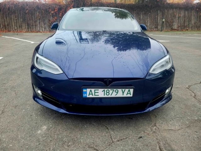 Синій Тесла Модель С, об'ємом двигуна 0 л та пробігом 110 тис. км за 19000 $, фото 6 на Automoto.ua