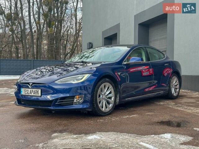 Синий Тесла Модель С, объемом двигателя 0 л и пробегом 51 тыс. км за 25700 $, фото 2 на Automoto.ua