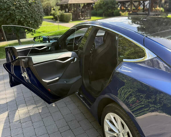 Тесла Модель С 2018 у Івано-Франківську на Automoto.ua Синій Тесла Модель С, об'ємом двигуна 0 л та пробігом 120 тис. км за 20500 $, фото 12 на Automoto.ua