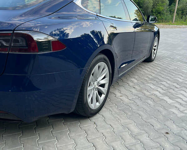 Синий Тесла Модель С, объемом двигателя 0 л и пробегом 206 тыс. км за 24528 $, фото 16 на Automoto.ua