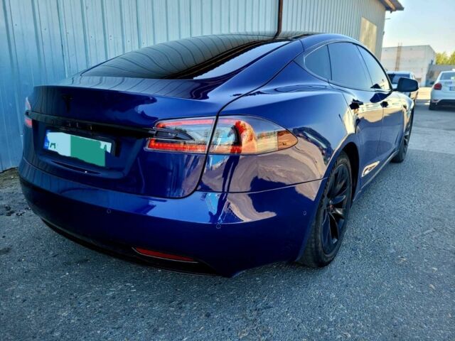 Синій Тесла Модель С, об'ємом двигуна 0 л та пробігом 127 тис. км за 18900 $, фото 2 на Automoto.ua