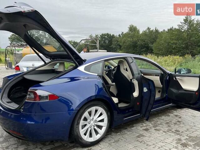 Синій Тесла Модель С, об'ємом двигуна 0 л та пробігом 49 тис. км за 42000 $, фото 13 на Automoto.ua