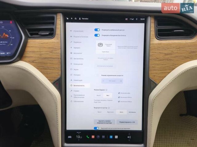 Синій Тесла Модель С, об'ємом двигуна 0 л та пробігом 126 тис. км за 18900 $, фото 22 на Automoto.ua