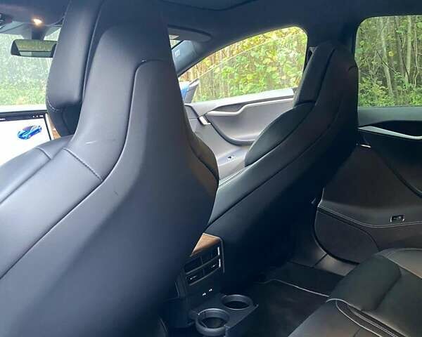 Синій Тесла Модель С, об'ємом двигуна 0 л та пробігом 245 тис. км за 27400 $, фото 16 на Automoto.ua