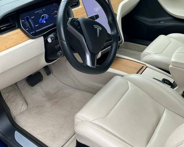 Синий Тесла Модель С, объемом двигателя 0 л и пробегом 35 тыс. км за 26500 $, фото 13 на Automoto.ua