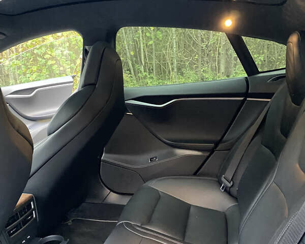 Синий Тесла Модель С, объемом двигателя 0 л и пробегом 240 тыс. км за 28300 $, фото 20 на Automoto.ua