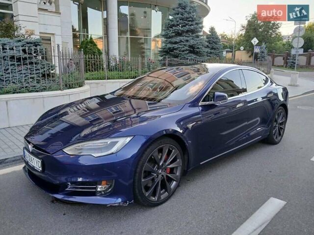 Синий Тесла Модель С, объемом двигателя 0 л и пробегом 54 тыс. км за 32000 $, фото 6 на Automoto.ua